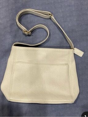 Coach Off-White Pebbled Leather Shoulder Bag